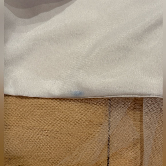 Elegant Strapless Dress with Zebra Print and Blue Bow - Picture 10 of 10